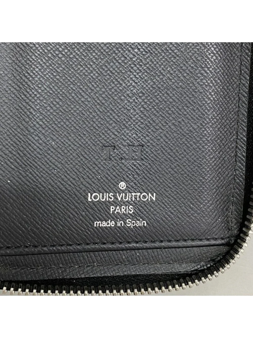 Louis Vuitton Wallet Epi Zippy Vertical Noir